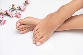 De-Tan Pedicure