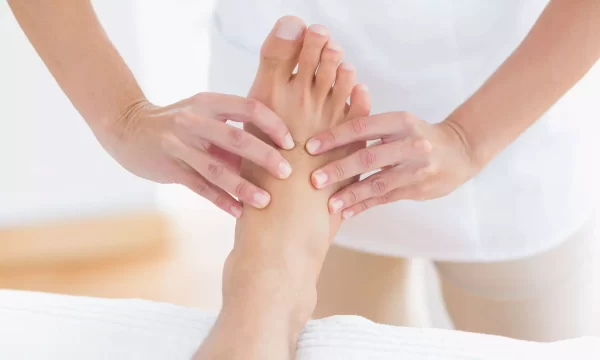 Foot Massage - 20 Min